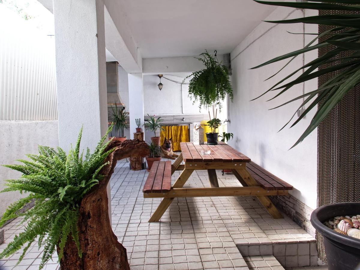 Toca Do Lobo Apartment ชาร์เนกา ภายนอก รูปภาพ
